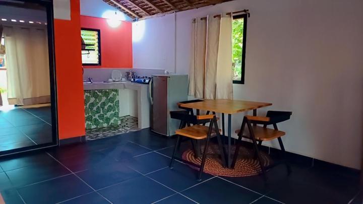 Le Jardin Des Delices Hotell Mahajanga Exteriör bild